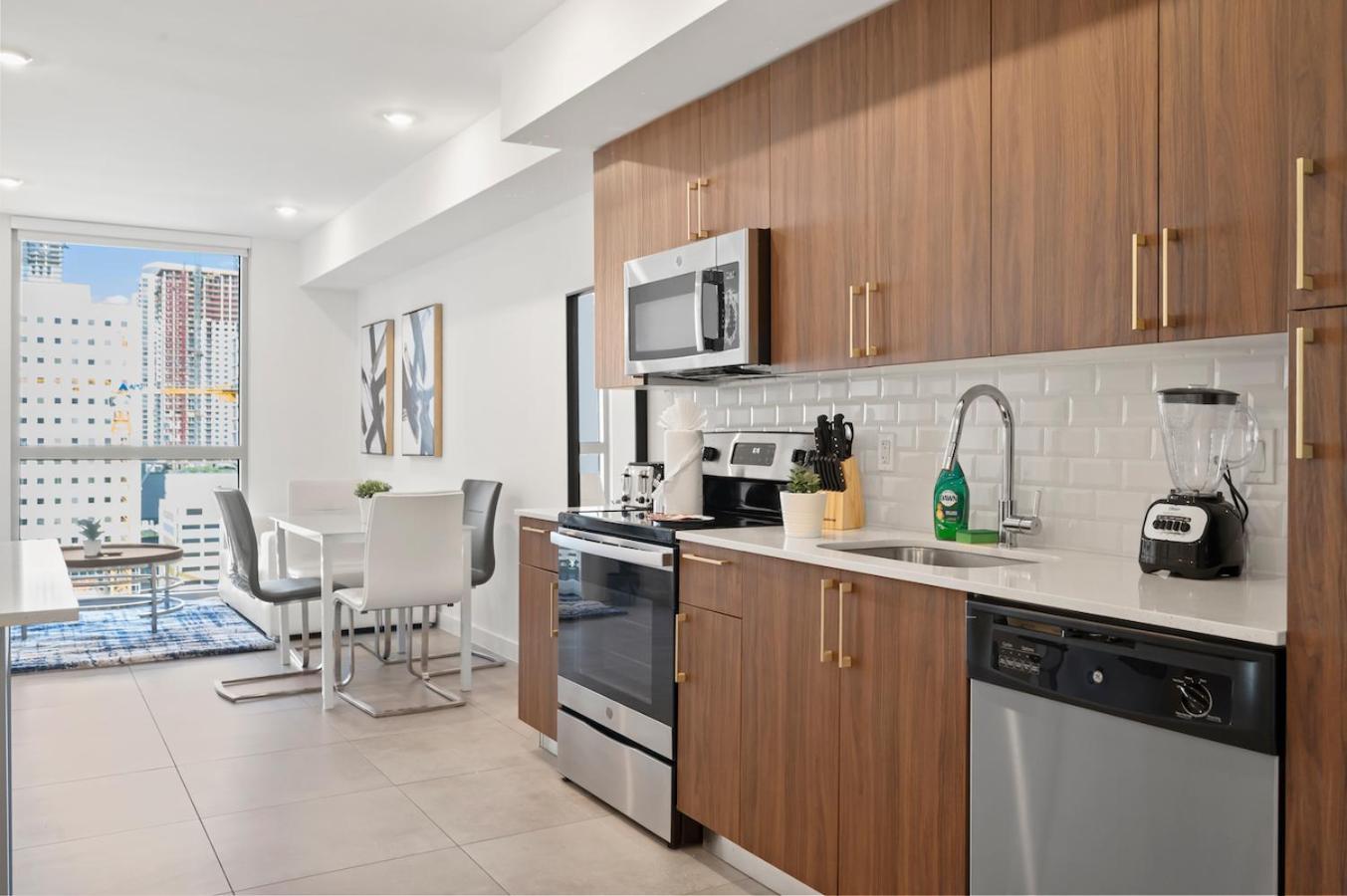 Apartment Modern Unit Mins From Brickell With Free Parking